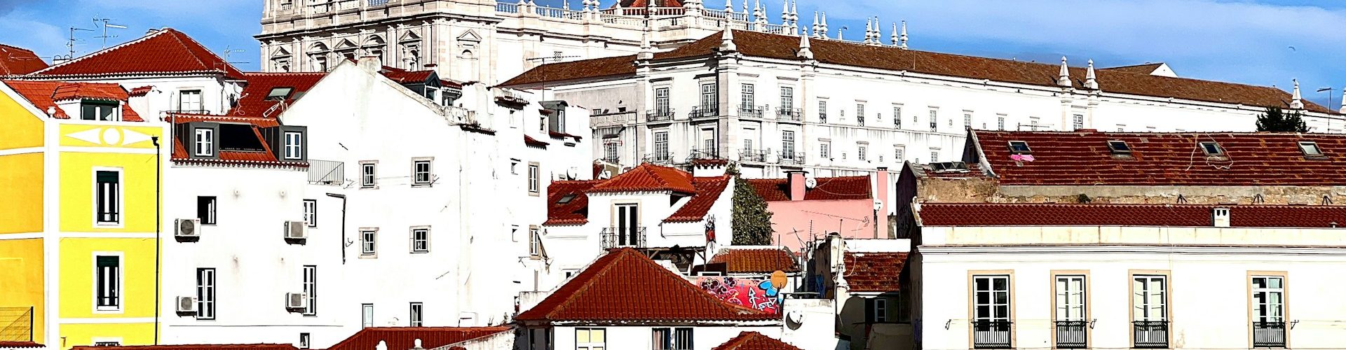 consigna de equipajes bairro alto