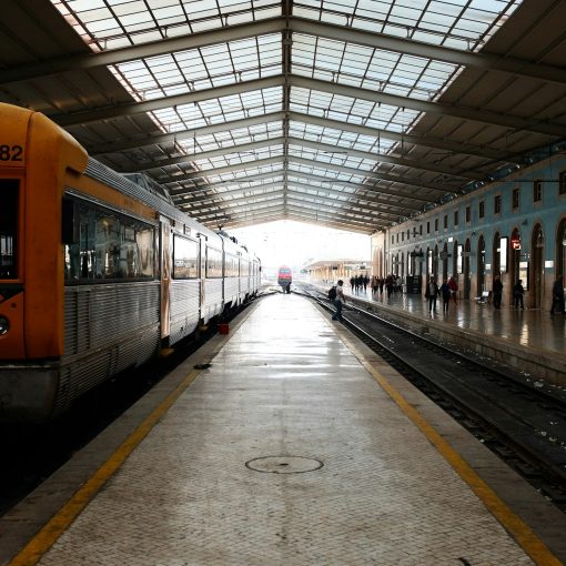 lisbon rossio statio luggage storage